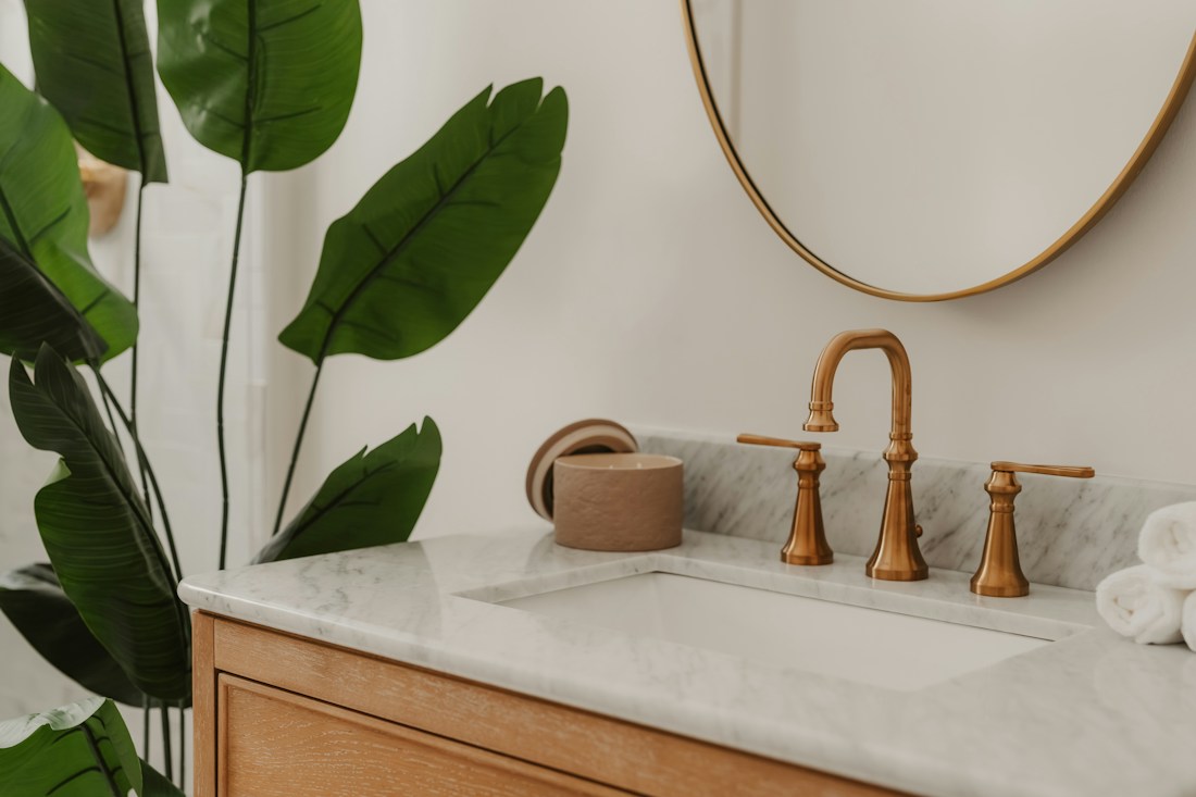 Modern washbasin and brass mixer tap
